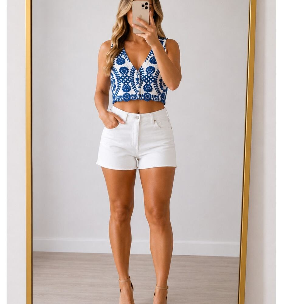Women's Blue White Embroidered Crop Top Size Small Boho Sleeveless Tank